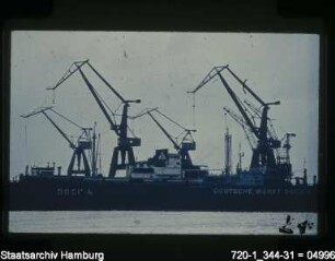 Wettbewerb "Das neue Gesicht Hamburgs": Krananlagen im Hafen