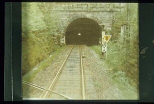 Forsttunnel mit Einfahrsignal des Bf. Althengstett