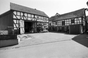 Einhaus und Scheune (Hofreite, Fachwerk); Frankenberg, Lindenweg 3