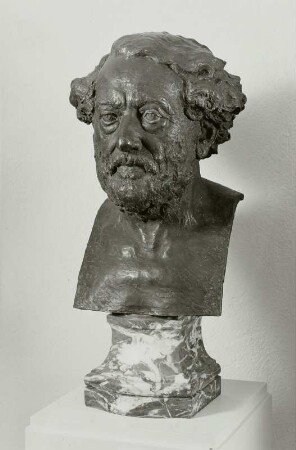 Büste von Moritz Calberla