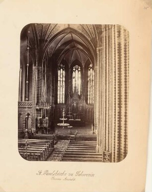 Paulskirche, Schwerin: Ansicht des Inneren der Paulskirche Richtung Altar