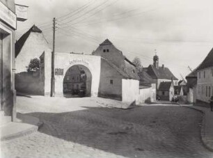 Landsberg, Gasthof zum Pelikan : Landsberg. Ortsansicht mit Blick auf "Gasthof zum Pelikan"