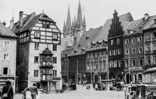 Marktplatz von Cheb : Der Marktplatz von Cheb. Im Hintergrund die Kirche St. Nikolaus.