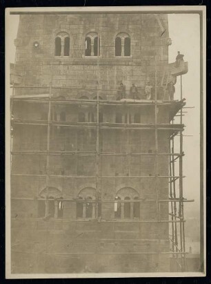 Sankt Antonius Basilika, Rheine: Detailansicht, Bauarbeiten am großen Turm