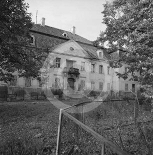 Hauptfassade Schloss Herrndorf