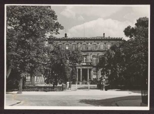 Neues Palais, heute Hochschule für Musik. Detmold. Neustadt
