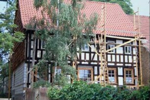 Fachwerkhaus am Schulplatz nach der Dachsanierung (vgl. voriges Bild)