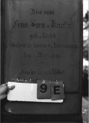 Grabstein 9 [Hahn S. 57/61 Grab-Nr. 1611]: Grabstein 9E [Hahn S. 57/61 Grab-Nr. 1611]