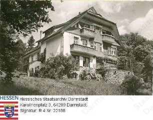 Schönau im Schwarzwald, Parkhotel Sonne - Erholungsheim für Landesbedienstete / Gesamtansicht von der Talseite