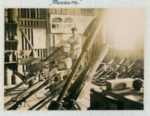 Foto des "Museums" in der alten Anlage des Nahkampfmittelkommandos Efringen