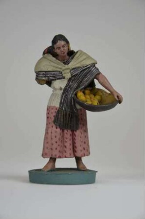 Genrefigur "Frau mit Gepäck und Schale"