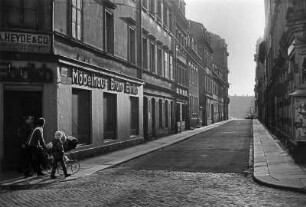 Dresden-Neustadt. Blick von der Louisenstraße in die Martin-Luther-Straße (nach Süden)
