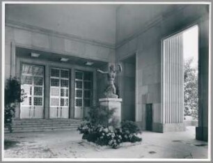 Große Verkündung, 1934/37, Bronze