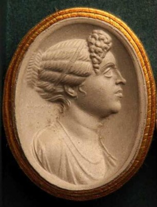 Julia, des Titus Tochter (Daktyliothek, Supplement)
