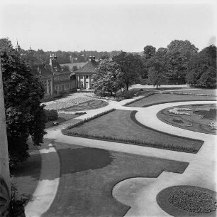 Dresden-Pillnitz. Schloß (1720-1725, M. D. Pöppelmann; 1788-1791, J. D. Schade)