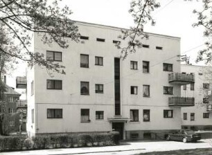 Meißen-Bohnitzsch, Tschuckestraße 2. Wohnhaus (um 1925)