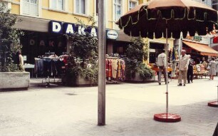 Lange Straße mit Kaufhaus "Daka". Detmold. "Daka" im Gebäude des ehemaligen Hotels "Stadt Frankfurt"