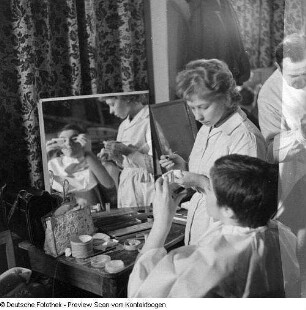 Theater - Film, Rundfunk - Fernsehen