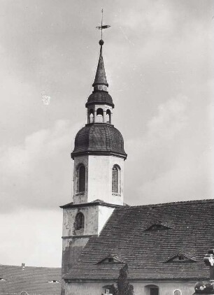 Skassa, Dorfkirche von Südosten