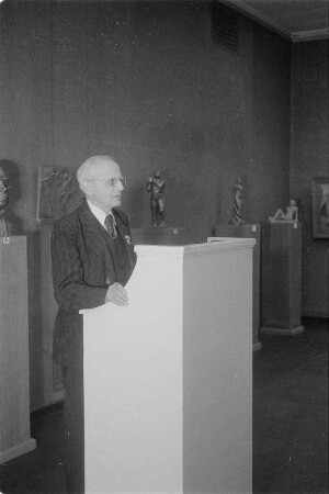 Ausstellungseröffnung des Arbeitskreises sorbischer bildender Künstler in Bautzen. : Wotewrjenje wustajeńcy koła serbskich tworjacych wuměłcow w Budyšinje.
