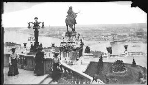 Budapest. Burggarten mit Blick auf die Donau und Prinz-Eugen-Denkmal