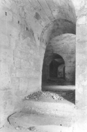 Königstein. Festung. Kriegskaserne IV (1767/1832). Gang (weiterführend in Richtung Horn)