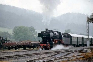 Fichtenberg Lok 051 415 N B4yg-Wagen