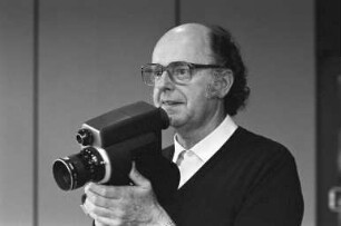 Vorsitzender der Karlsruher Film-Gemeinschaft Walter Gerhardt