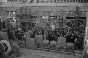 Blick in die Ausstellungshalle VI., Schwermaschinenbau und technische Großanlagen