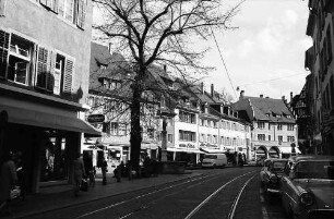 Freiburg i. Br.: Alte Häuserfront in Oberlinden