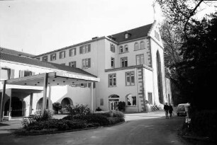 Konstanz: Eingang Inselhotel und Universität