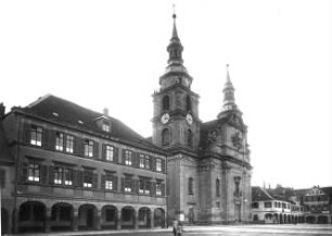 Ludwigsburg, Stadtkirche : Ludwigsburg. Marktplatz mit Evangelischer Stadtkirche (1718/1726; D. G. Frisoni). Blick nach Nordwesten