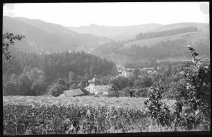 Gießhübl-Sauerbrunn. Blick auf Gießhübl