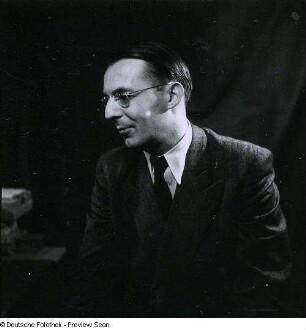 Portraitserie Hans Peter Schmitz