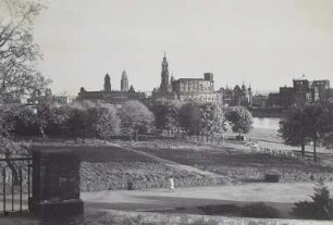 Dresden, Blick vom Garten des Japanischen Palais nach Südosten auf die Altstadt