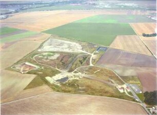 Ichtershausen-Rehestädt. Abfalldeponie Rehestädt. Luftbild-Schrägaufnahme von Süden