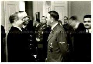 Treffen zwischen Molotow und seiner Delegation und Hitler in der Reichskanzlei