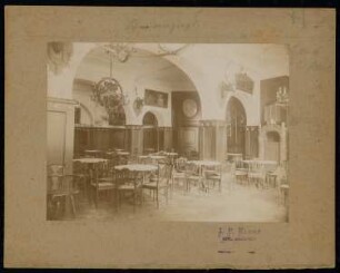 Gaststätte »Zum Bauerngirgl«, München: Gastraum
