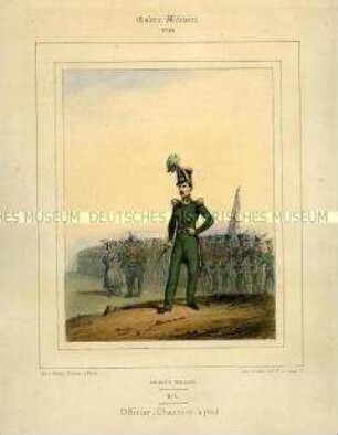 Uniformdarstellung, Offizier des Jäger-Regiments zu Fuß, im Hintergrund Mannschaft und Marketenderin, Königreich Belgien, 1831/1850. Tafel Nr. 20 aus Galerie Militaire.