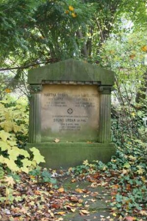 Grabmal Ignatz und Martha Urban