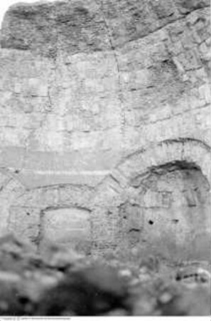 Villa Adriana, Sommertriclinium? & Triclinio estivo