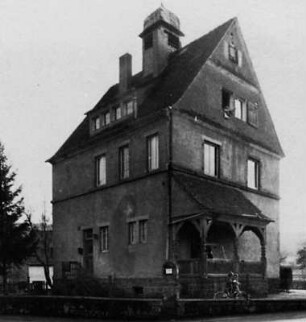 Alte Schule (Massivbau); Nidda, Lindenstraße 5