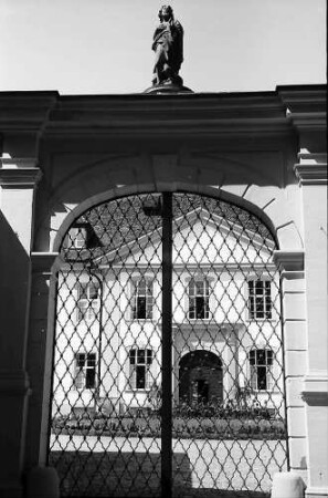 Freiburg i. Br.: Gittertor: Eingang zur Kartaus