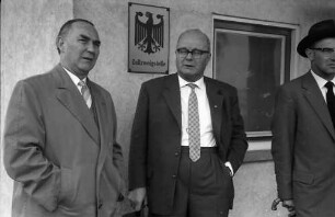 Weil am Rhein: Bürgermeister von Weil, Schellenburg; Oberbürgermeister von Lörrach, Braye