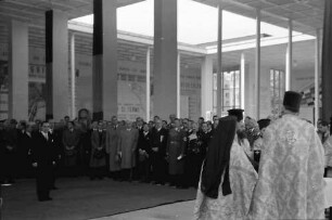 Bukarest: (stellvertr. Ministerpräsident und Außenminister) Prof. Mihai Antonescu beim Gottesdienst