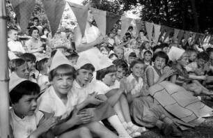 Abschlußfest zur Ferienerholung des Evangelischen Gemeindedienstes für Kinder in der Gustav-Jacob-Hütte im Hardtwald.