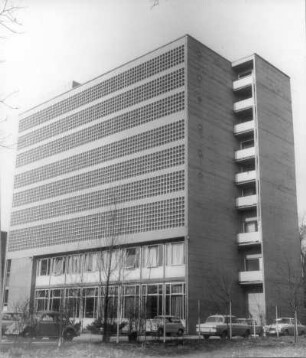 Deutsche Nationalbibliothek (DNB) Frankfurt/Main. Bücherturm