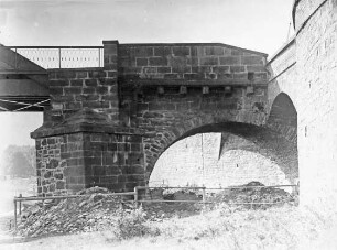 Bau einer Weserbrücke in Höxter