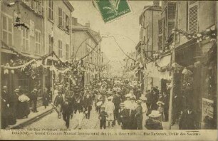 Roanne. - Grand Concours Musical International des 15-16 Aout 1908. - Rue Nationale, Défilé des Sociétés