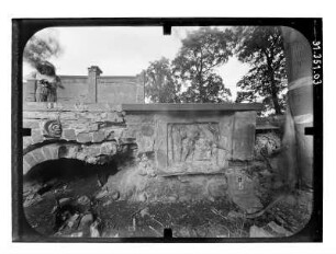 Steinhöfel. Landschaftspark (1795). Quellfassung